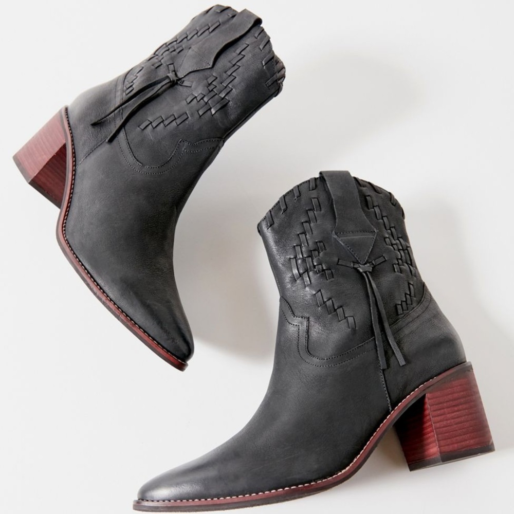 Seychelles Hidden Agenda Boots